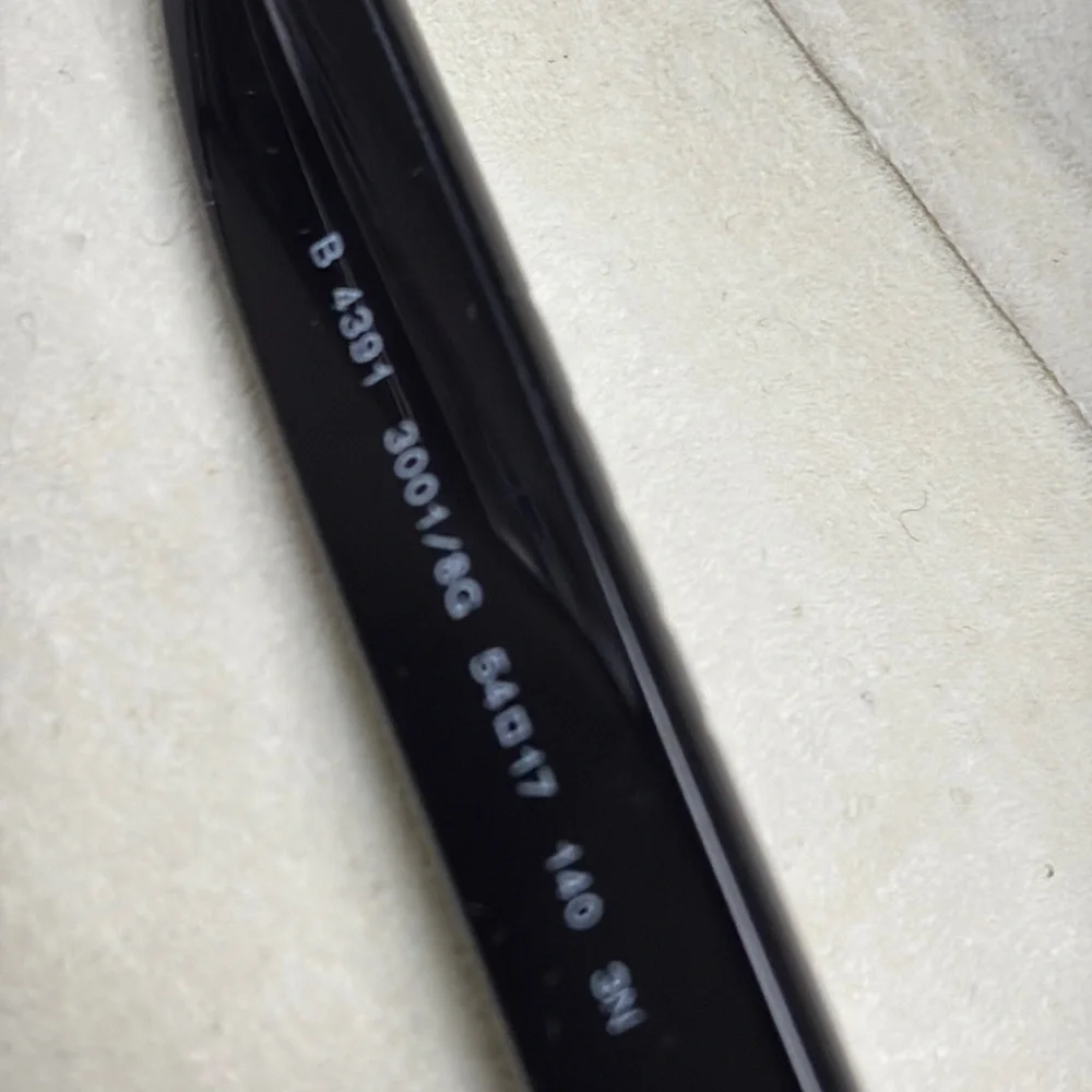 Burberry Arden 0BE4391-300018G Women’s Sunglasses with Case - Picture 3 of 10